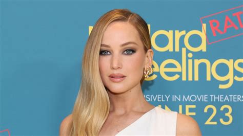 no hard feelings jennifer naked|Jennifer Lawrence shocks fans by getting completely naked in。